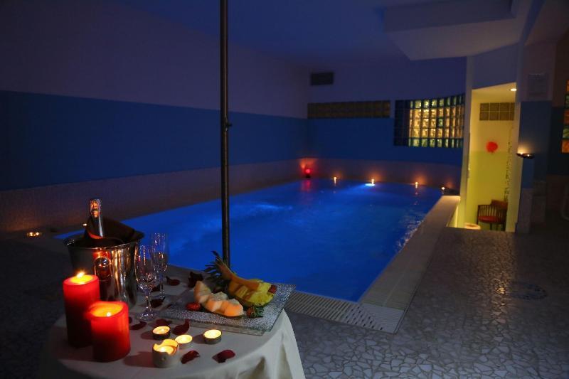 Hotel Cristina Rocca San Giovanni Ngoại thất bức ảnh