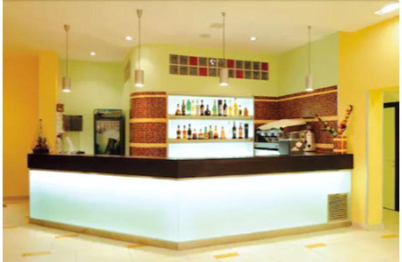 Hotel Cristina Rocca San Giovanni Ngoại thất bức ảnh