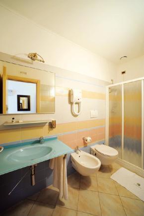 Hotel Cristina Rocca San Giovanni Ngoại thất bức ảnh