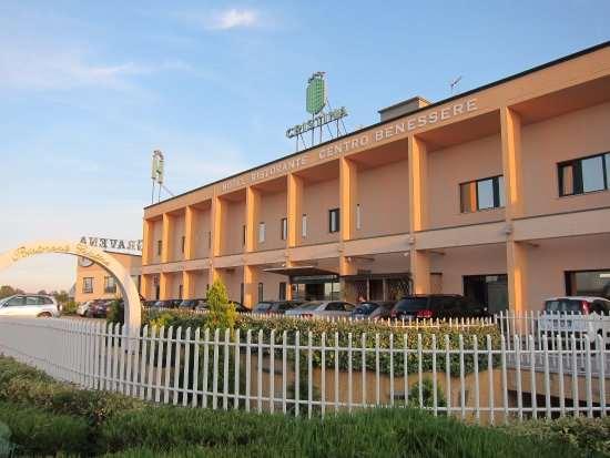 Hotel Cristina Rocca San Giovanni Ngoại thất bức ảnh
